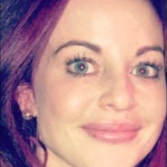 Meet your Posher, Robyn - Picture 1 of 1